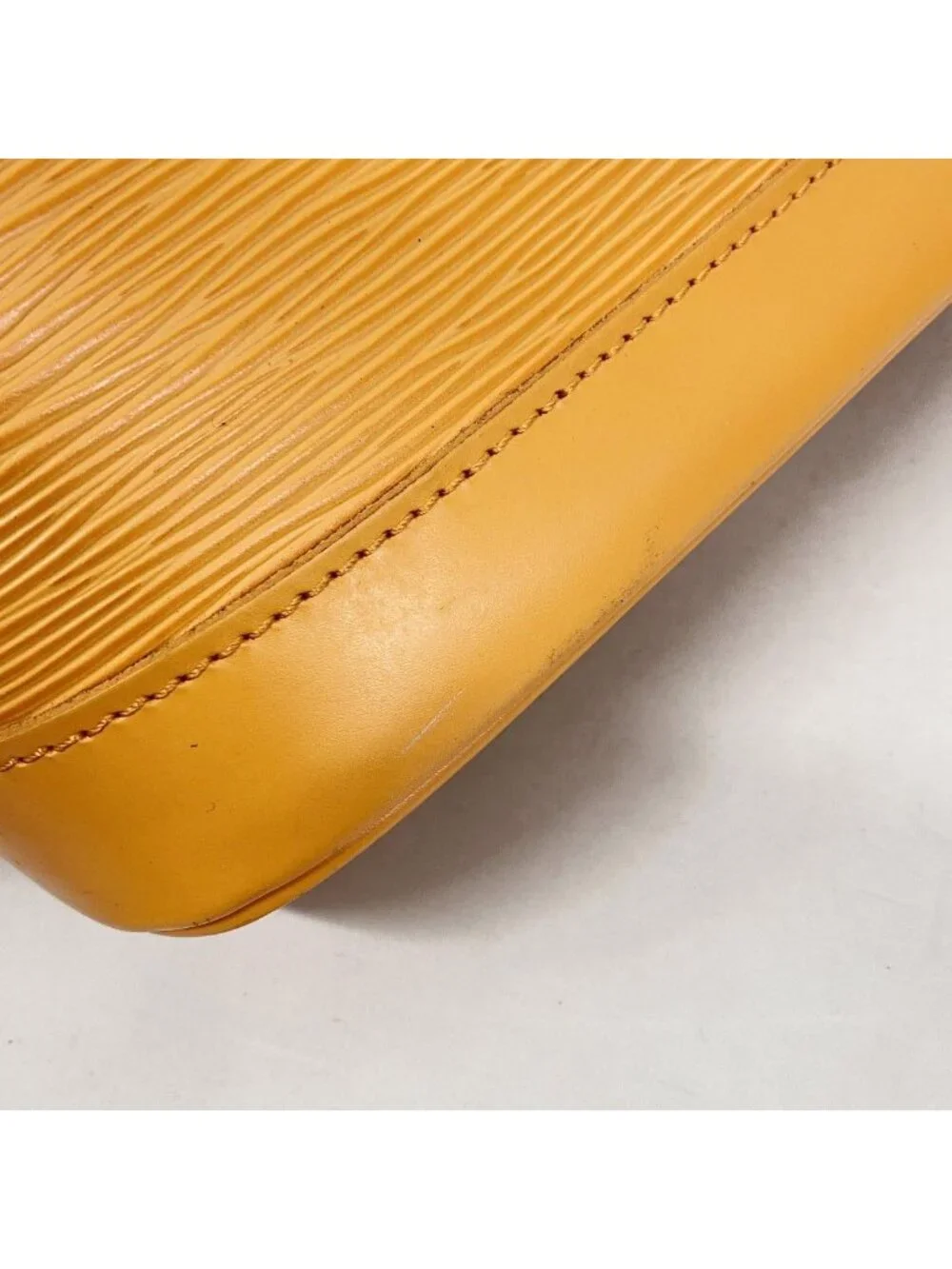 Louis Vuitton Handbag Epi Alma Mandarin